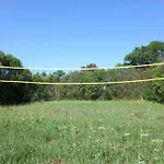 Mas Provençal De Charme Au Milieu Des Oliviers *
